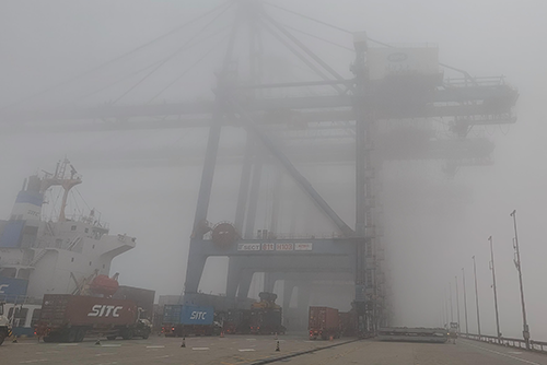 大霧沖擊跨境物流：美森快船延誤事件分析與行業應對